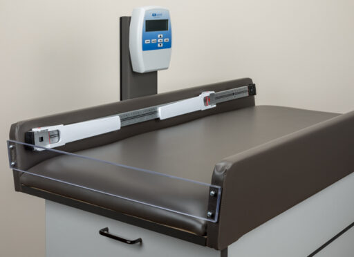 Pediatric Treatment Table w/ 2 Doors & Digital Scale - Image 3