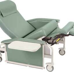 XL Dual Drop-Arm Care Cliner